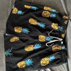 Chubbies Black Pineapple Print Men's swim trunks